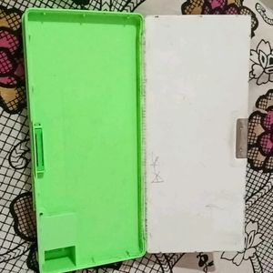 MAGNETIC BEN10 Geometry Box