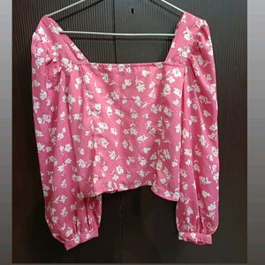 Cute Pink Puffed Sleeves Top