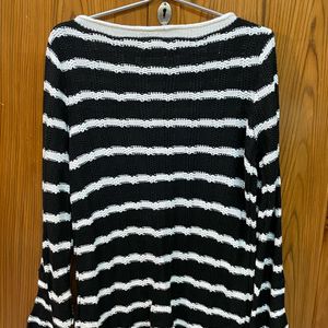 Y2k Black N White Stripes Full Sleeve Top