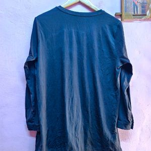 30rs Off 🚚Dark Grey Velvet Top (Women's)