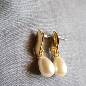 White Pearl Earrings