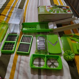 Vegetable Chopper With Chopping Board