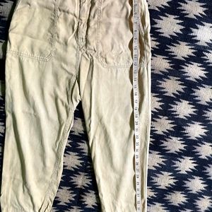 Zara New Beige Colour Jogger