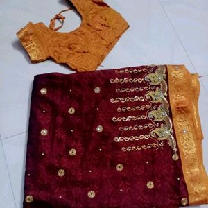 Beautiful Saree With Blouse