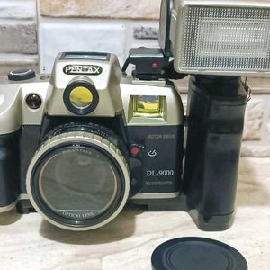 Vintage Pentex Camera.