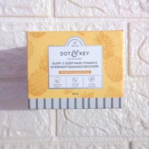 Dot & Key Vitamin C+E Sleep Mask