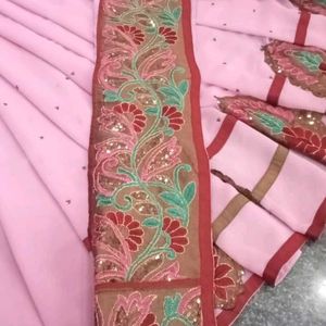 Saree With Fully Worked Leafs And Flower design