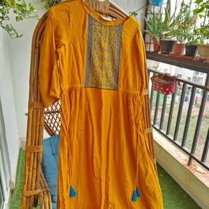 Beautiful Thread Work Kurta Without Leggings