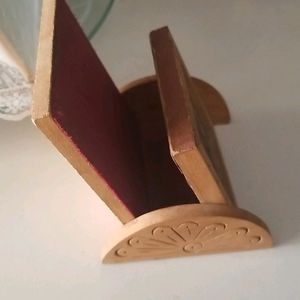 Wooden Mobile Phone Stand