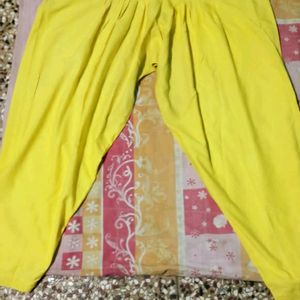 Yellow Kurta Set Free With 2 Earrings