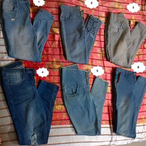 6 Women Straight Fit Jeans