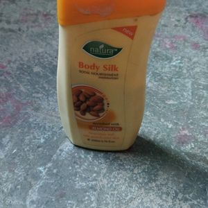 Natura Body Silk Total Nourishing Moisture