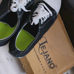 Unisex Lejano Black And White Brand New Sneakers