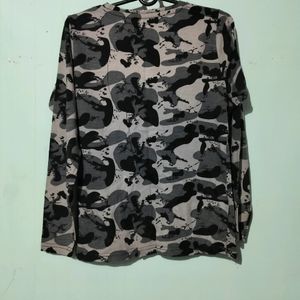 Unisex Army Camouflage Full Sleeve Tee 🪖