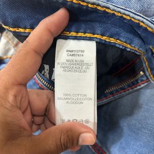 TRUE RELIGION JEANS ( 100% ORIGINAL)