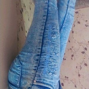 Capri Jeans For Girls