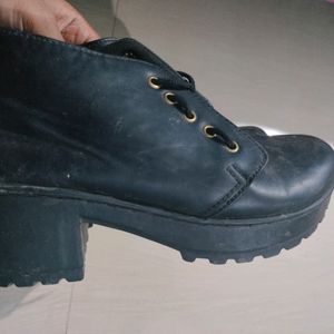 Black Boot For Women