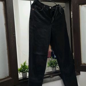 Black branded Jeans (Monki)