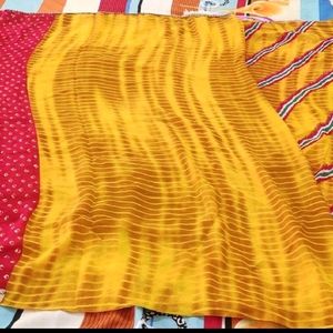 Lahariya Bandhni Saree