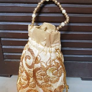 Small Bag To Carry With Saree.