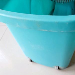 Classic Spin Mop Bucket With 1 Refill