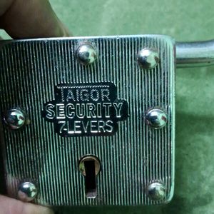 Shutter Lock Pickup 4