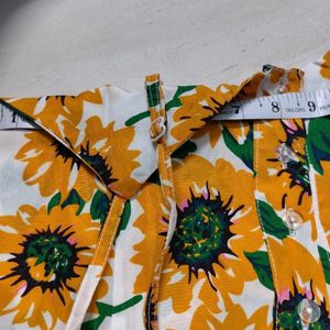 Sunflower 🌻 Print Crop Top.