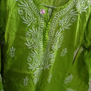 Lucknowi Chickankari Kurta