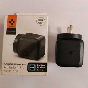 Spigen Original 30w Gan Charger Fine Working