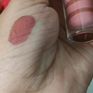 Renee Marble Liquid Lipstick: Shade - Nora