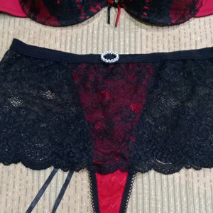 👙👙Red And Black Bra Panty Set ❤️‍🔥❤️‍🔥👙