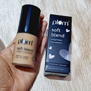 Plum Foundation IN Just 350rs