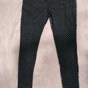 Women Skinny Fit White, Black Cotton Blend Trouser