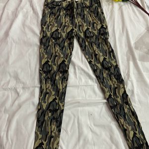 Camouflage Jegging