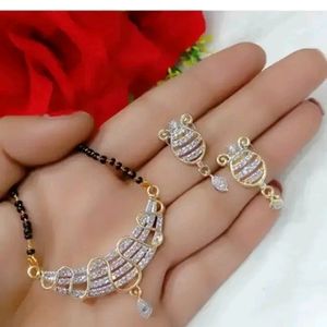 Golden Alloy Jewellery Sets For Women