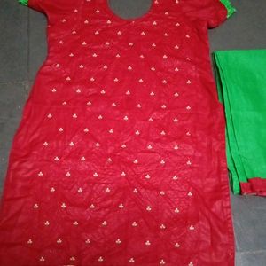 Red Green Kurta Set