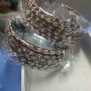 Globe Bangles Maroon Colour