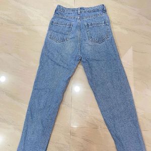 Blue Mom’s Fit Jeans