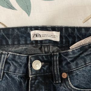 Zara High Waisted Mom Jeans