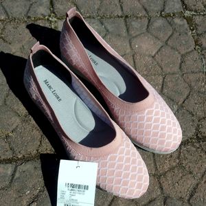 Peach Women Bellies Size 5 ( New)