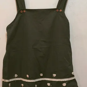 Pinafore