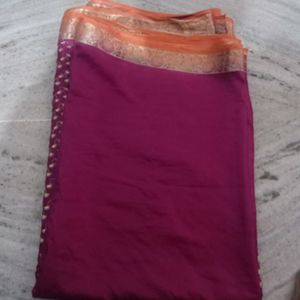 I Am Selling Saree