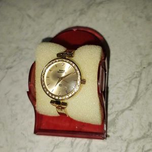 New Hmt Quartz Watch For Women