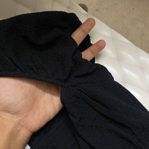 H&m Black Crepe Top