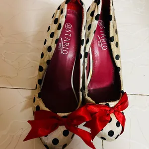 Korean Long Heels With Cute Bow