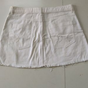 Forever 21 Los Angeles White Denim Shorts