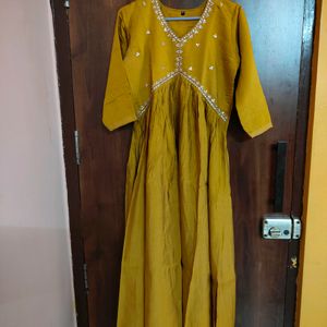 Naira Pattern Suit