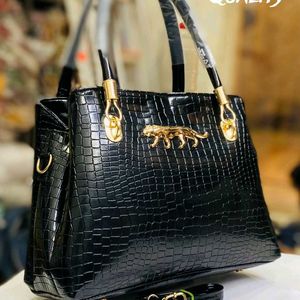 SABYASACHI PREMIUM QUALITY HANDBAG@SALE