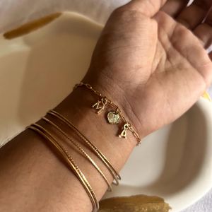 A❤️M Bangle Set