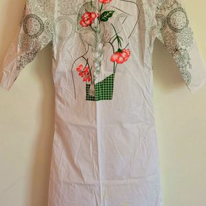 Etiquette Brand Kurti